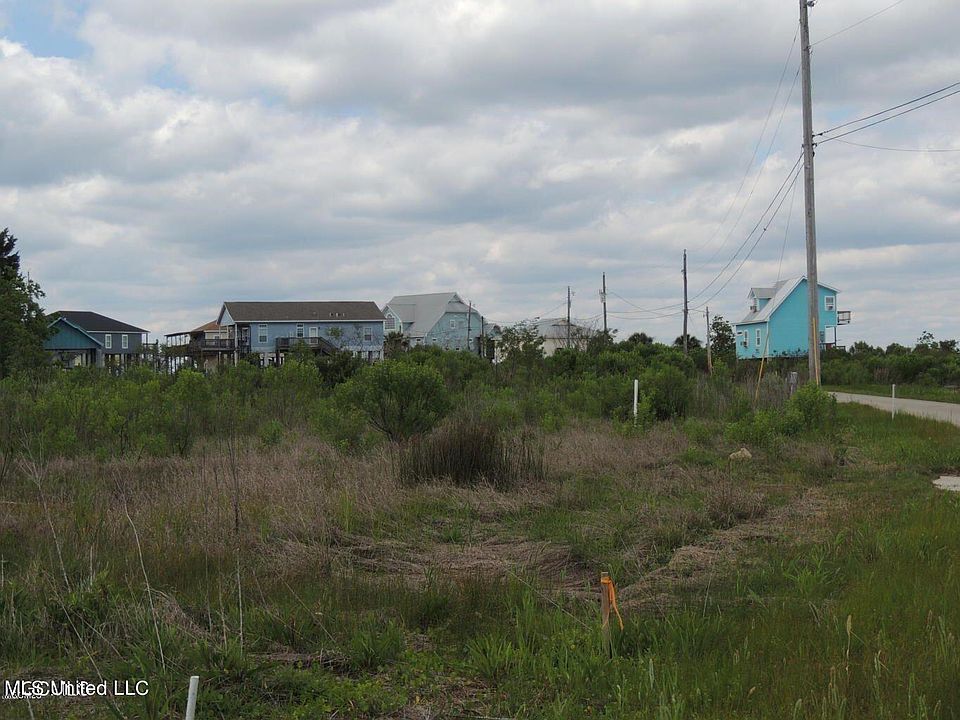 1st image of 213 Skyline Dr #13