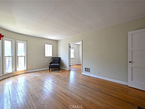 2nd image of 11063 Ohio Ave