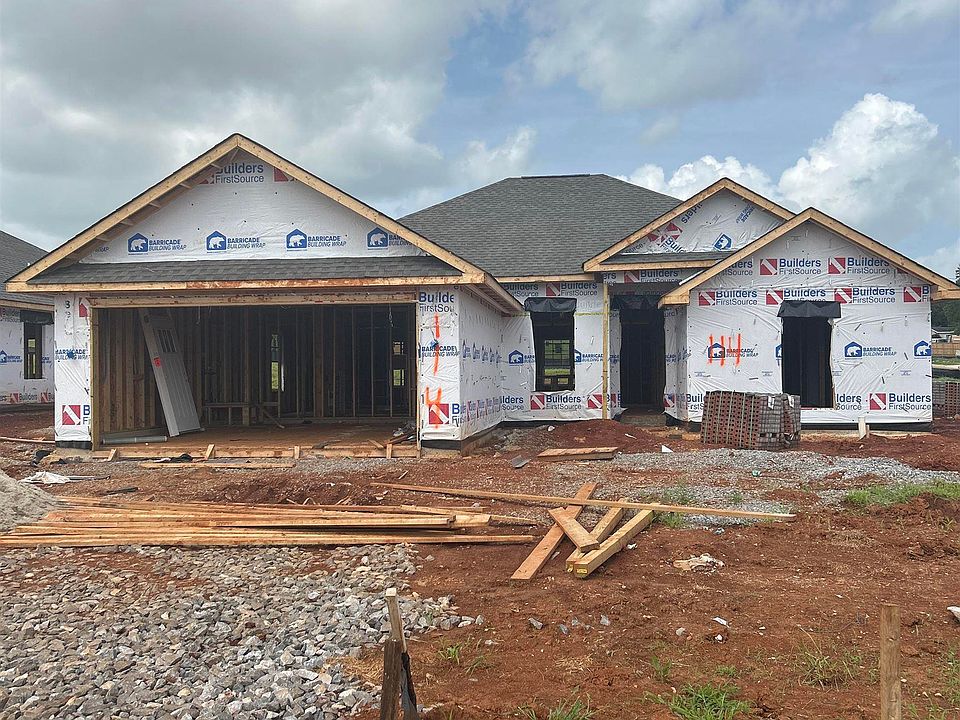 1st image of 110 Lilac Ln
