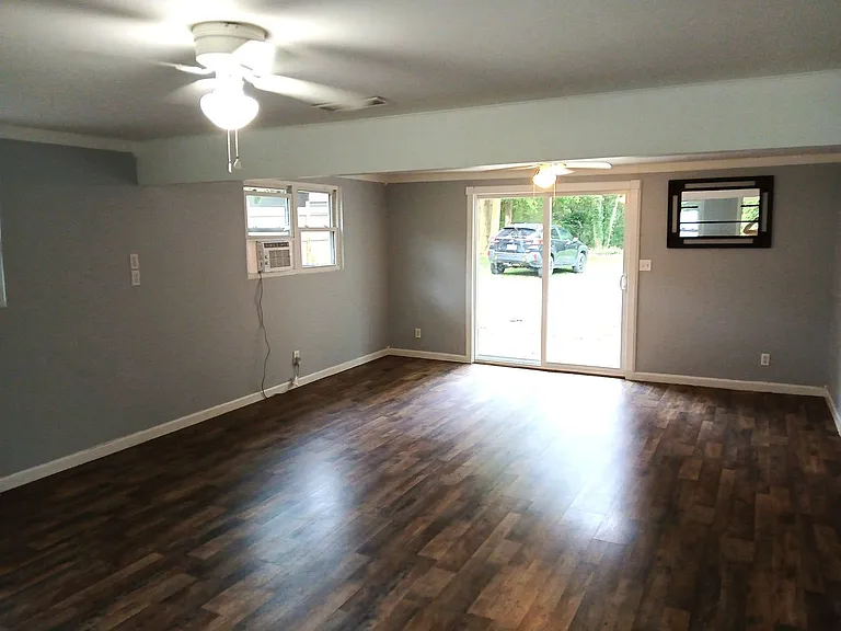 2301 Edison Ave — Photo 11