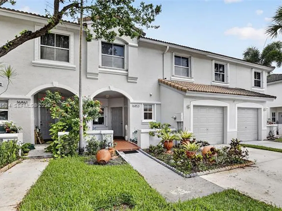 16853 SW 1st St #Townhouse 16853