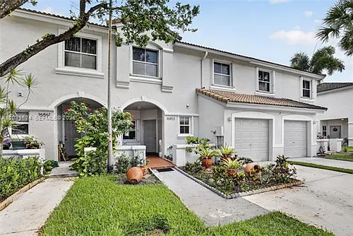 16853 SW 1st St Photo 1
