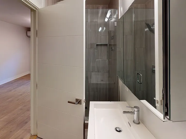 Gorgeous 2 Story Townhome...Great Location! CALL NOW! — Photo 20