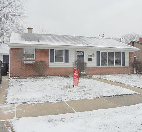 2nd image of 8223 Milburn St