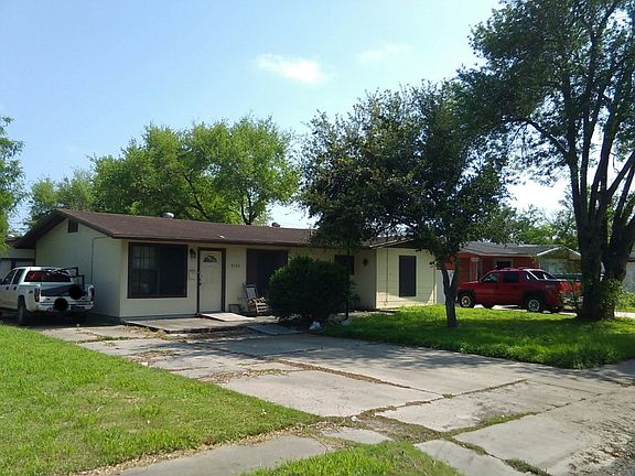 3rd image of 4734 Kosarek Dr
