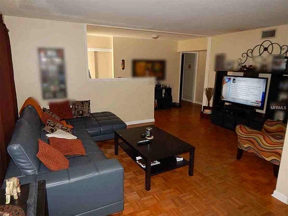 3rd image of 2507 Lake Ellen Cir