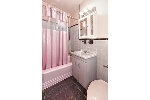Sold by Fillmore | media 3