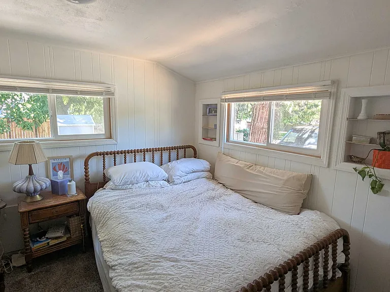 1743 Homes Ave — Photo 9