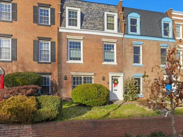 1120 D St SE #A, Washington, DC 20003