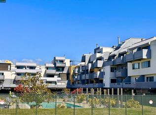 1 Embarcadero W #245, Oakland, CA 94607