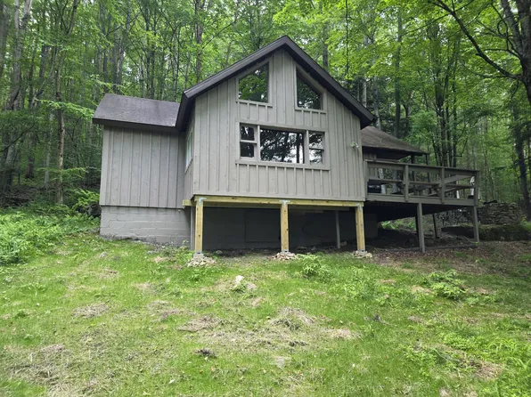 59 Quinns Ln, Wilcox, PA 15870