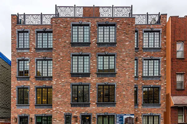 Rented by Nooklyn NYC LLC | media 37