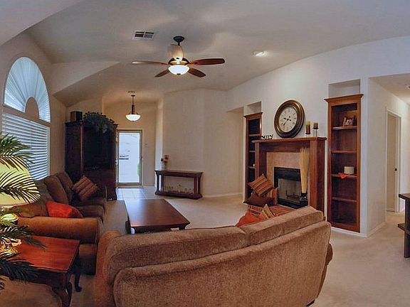 3rd image of 6828 NW 135th Cir