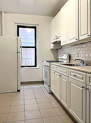 2nd image of 2201 Amsterdam Ave APT 3K