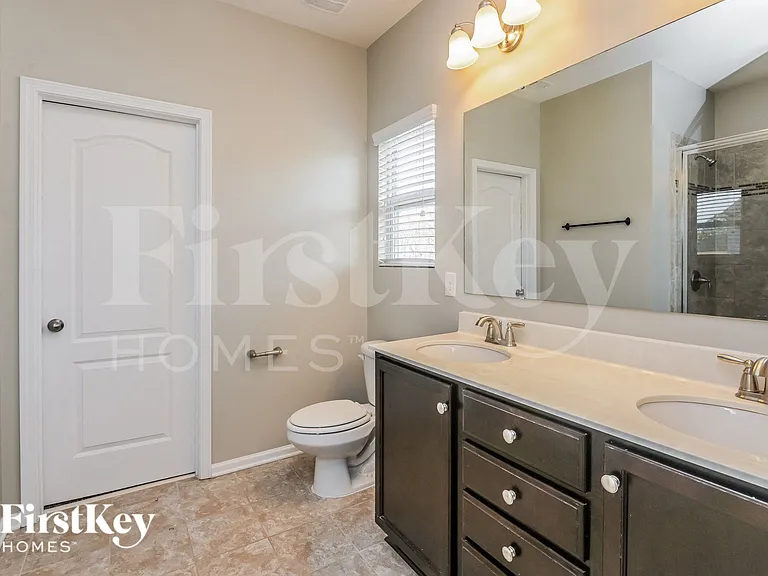 2000 Yellow Daisy Dr — Photo 11