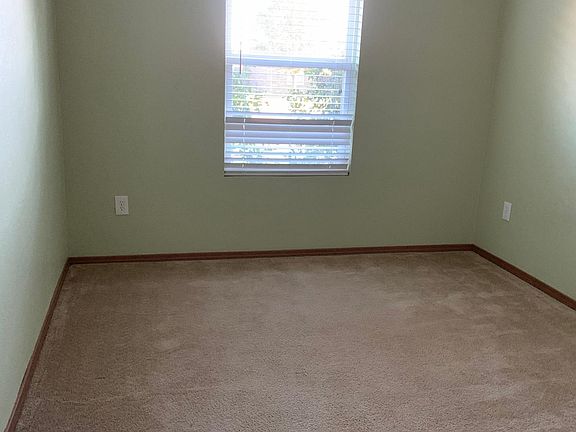 3rd image of 12020 NW 136th Ter