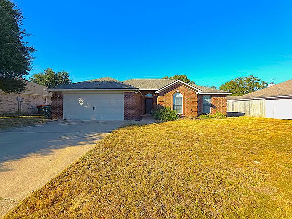 2nd image of 3323 Mugsy Dr