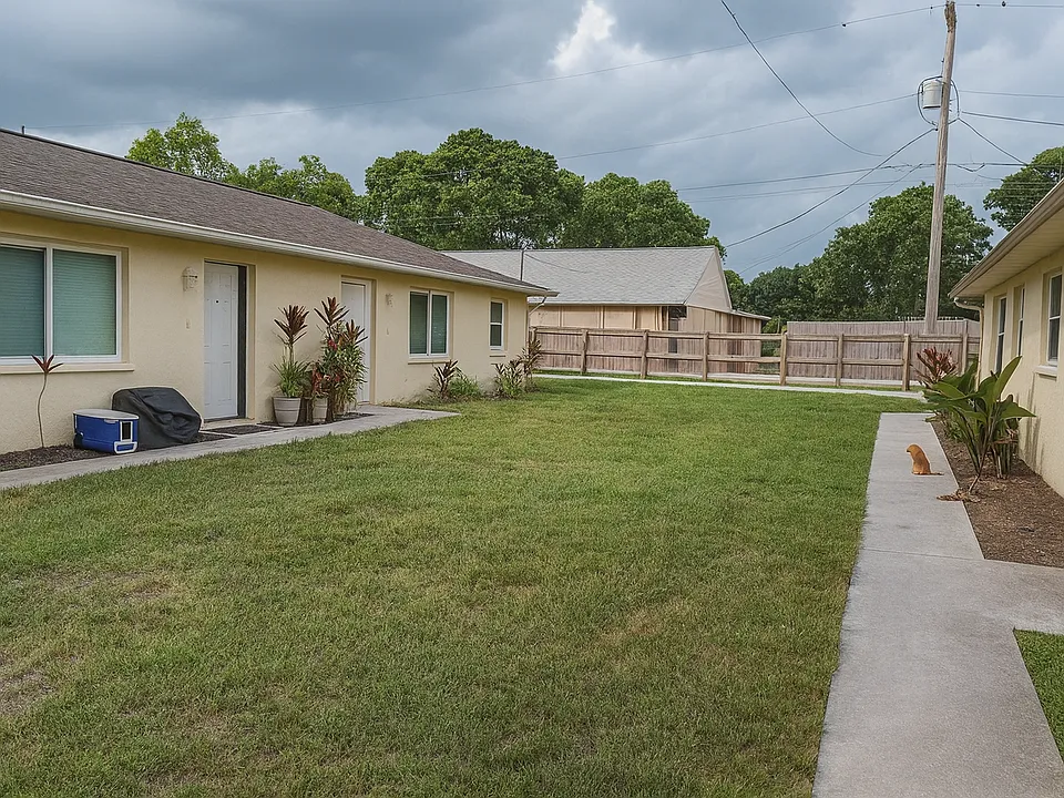 257 Poe Ave