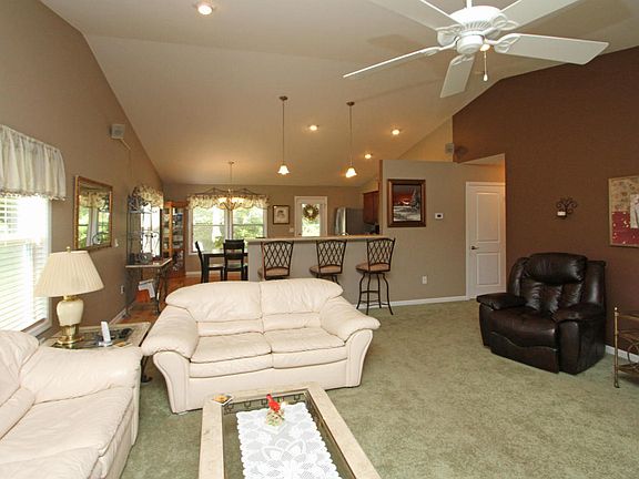 3rd image of 6884 Cypress Bay Dr