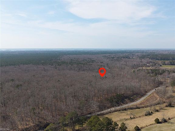 2nd image of 38 Burleigh Rd