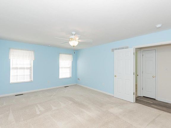 4th image of 13103 Walden Woods Ct