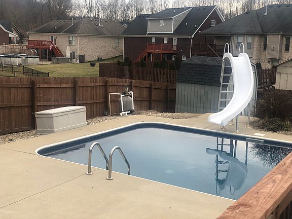 3rd image of 12120 Pleasure Ln