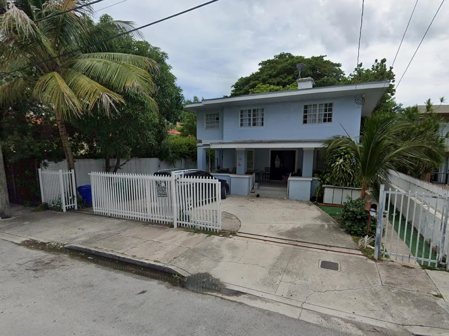 3 bed, 2.0 bath, 1917 sqft, $3,000 — Photo 2