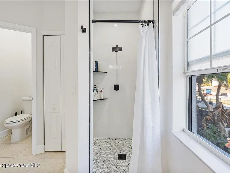 356 Olster St SW — Photo 24
