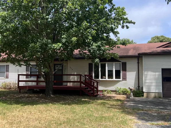 809 E Somerstown Ln, Absecon, NJ 08205