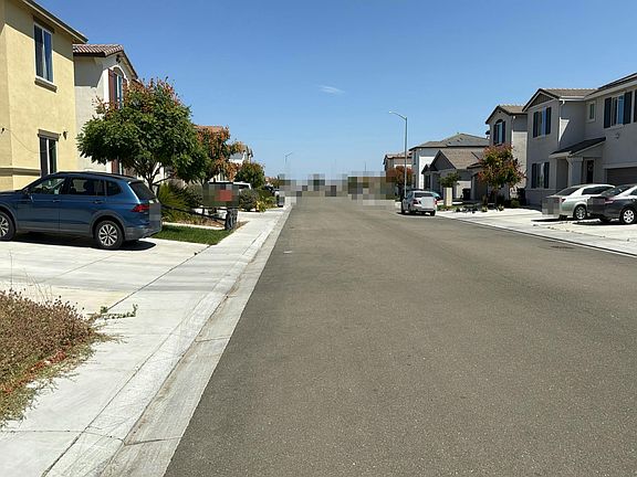 4th image of 1877 Lateral Ave