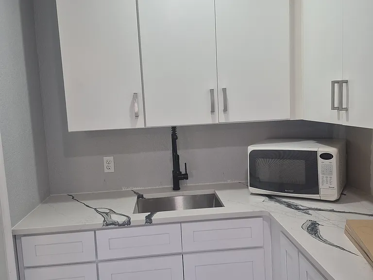3124 Owassa Ct #1 — Photo 2
