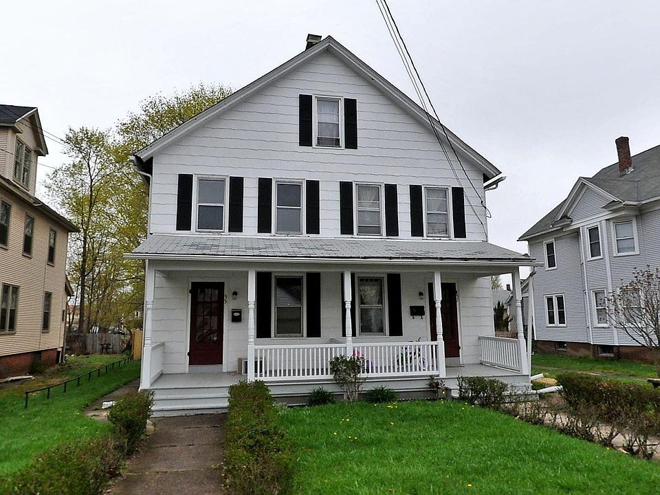 Well maintained, Town house Style Apartment, 1/2 of 2 family