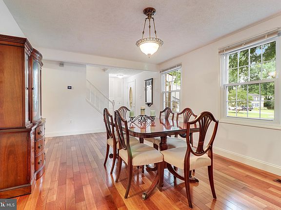 5th image of 5702 Dove Nest Ct