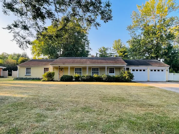 121 Taylor St, Dwight, IL 60420