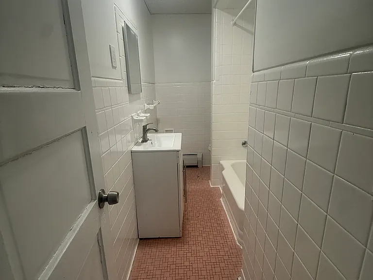 916 Quincy Ave #1 — Photo 12