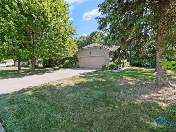 26954 Cranden Dr, Perrysburg, OH 43551