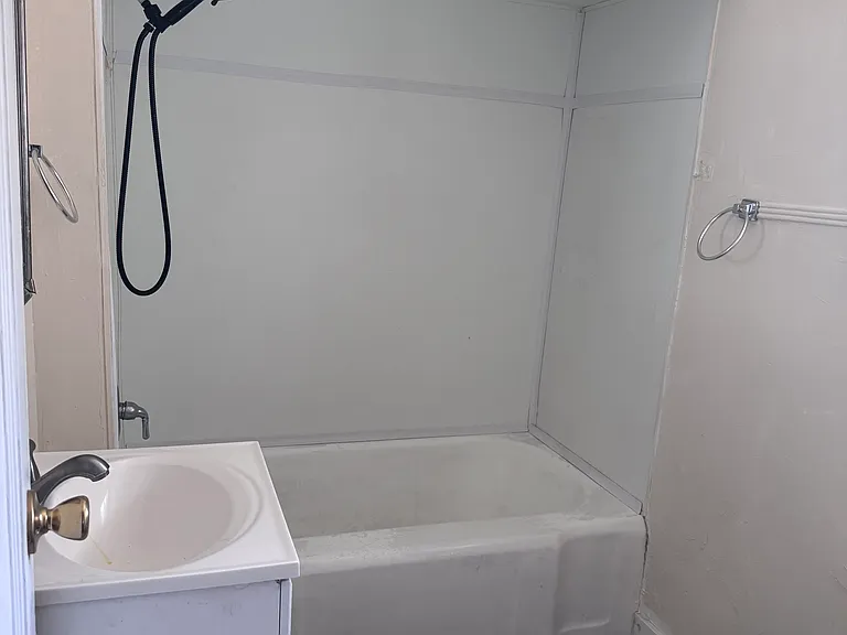1414 Hayne Ave — Photo 11