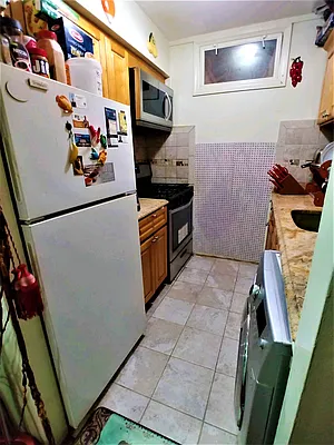 Sold by Douglas Elliman | media 8