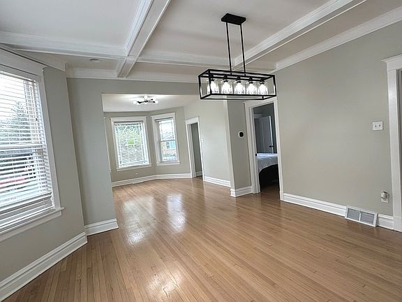 4th image of 1305 S 57th Ave