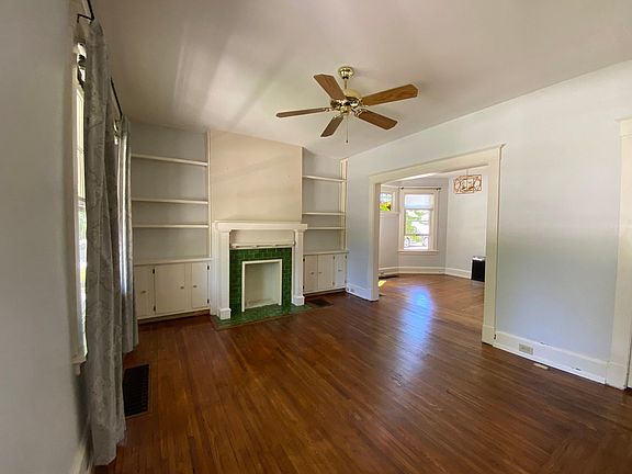 Living room area as you enter from front door