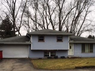 11S430 Lemont Rd, Lemont, IL 60439