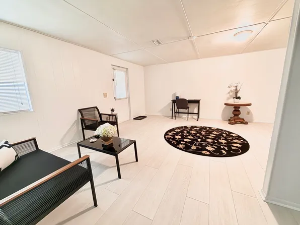 9999 NE 120th St #2, Okeechobee, FL 34972