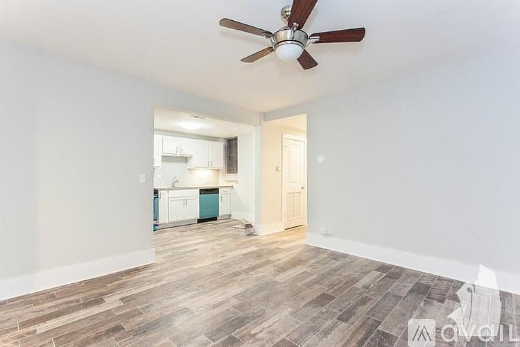 1st image of 2922 W Logan Blvd APT 1E