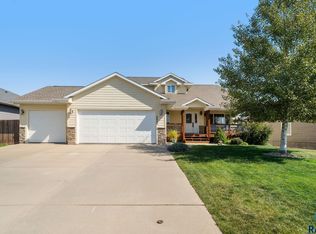2620 N Ivy Rd, Tea, SD 57064