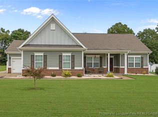 185 Planters Ln, Coats, NC 27521