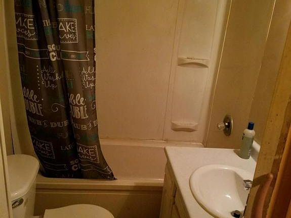 5th image of 6 N Cherry Ave APT 2