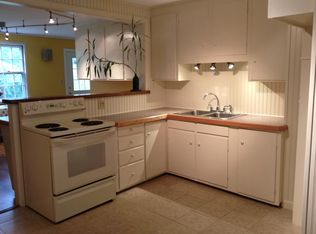 8 Chamberlain Ave, Brunswick, ME 04011