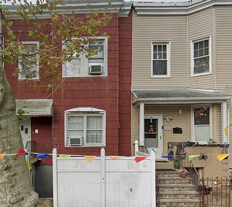1st image of 302 Nichols Ave