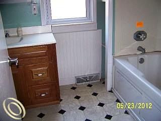 4th image of 1244 Lindbergh St