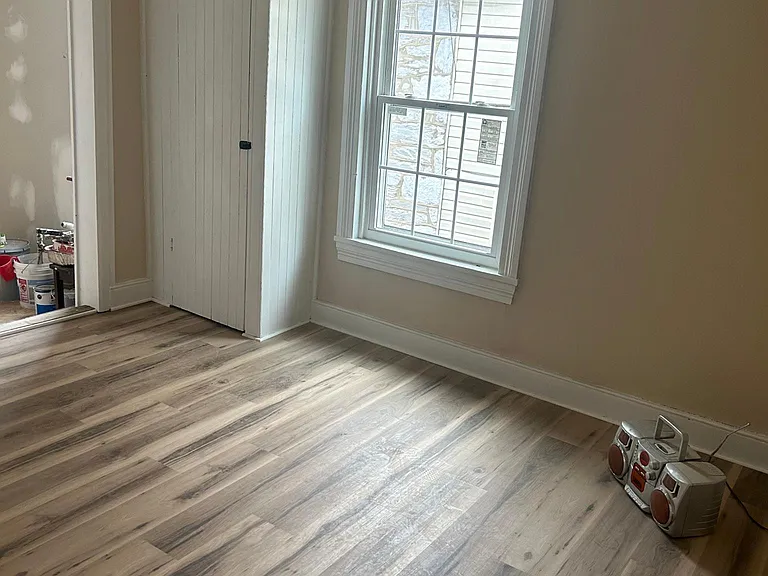 331 W Main St — Photo 10